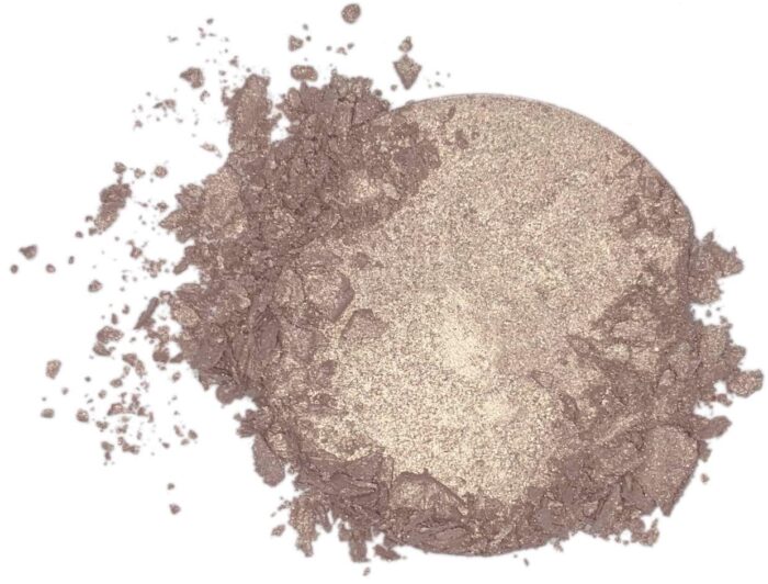 Soft glow highlight ethereal light 02 5.5 gram Lavera